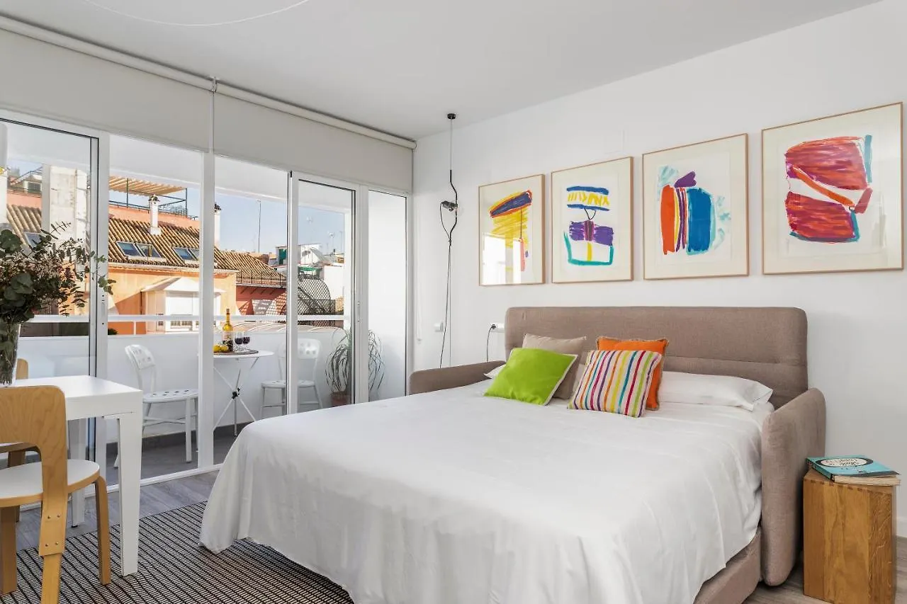Pop Art, Apartamentos De Diseno En Arenal Seville