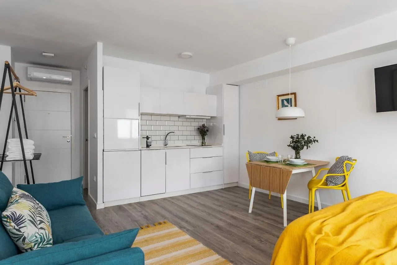 Pop Art, Apartamentos De Diseno En Arenal Seville 0*,