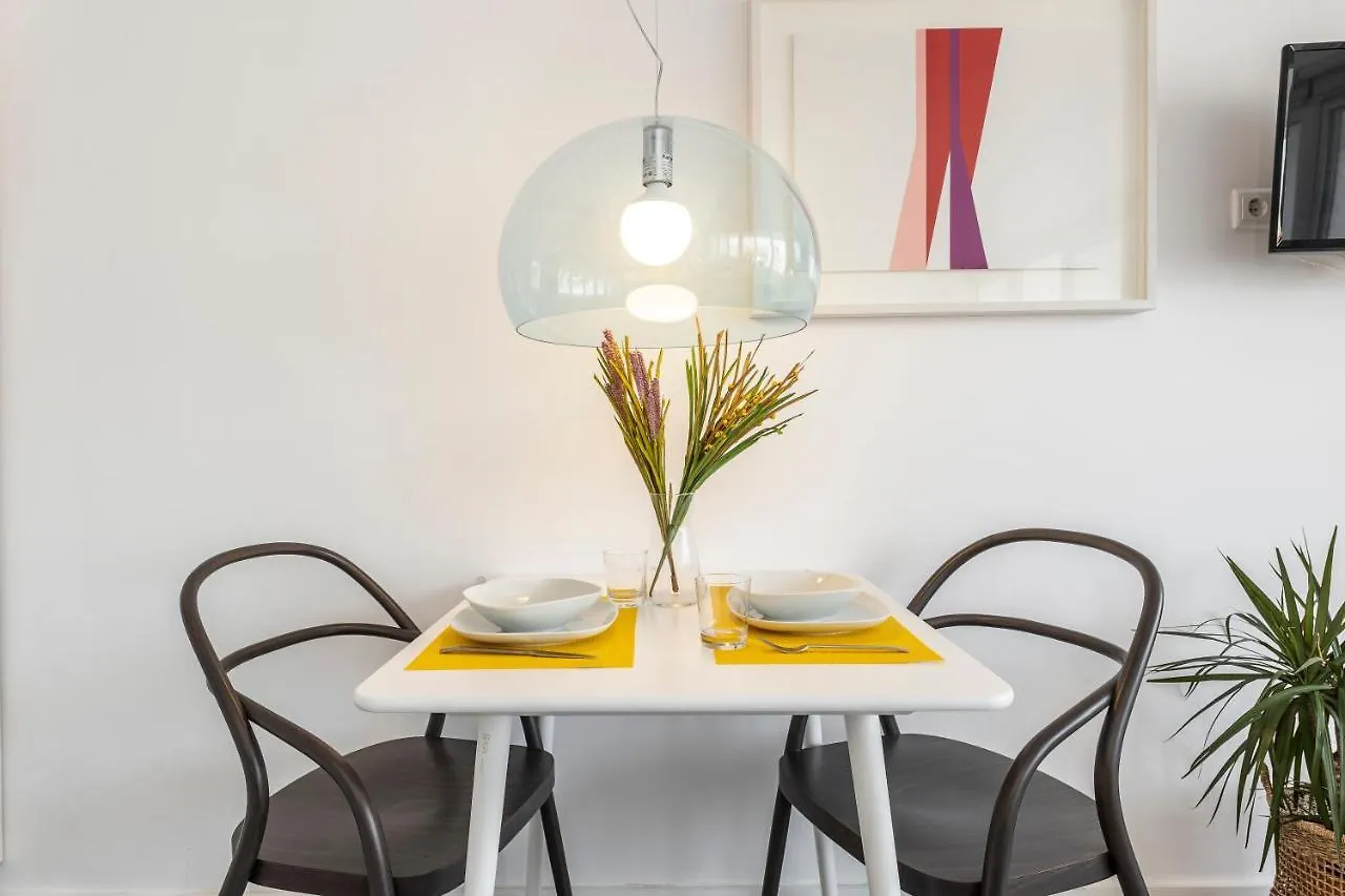 Apartment Pop Art, Apartamentos De Diseno En Arenal Seville