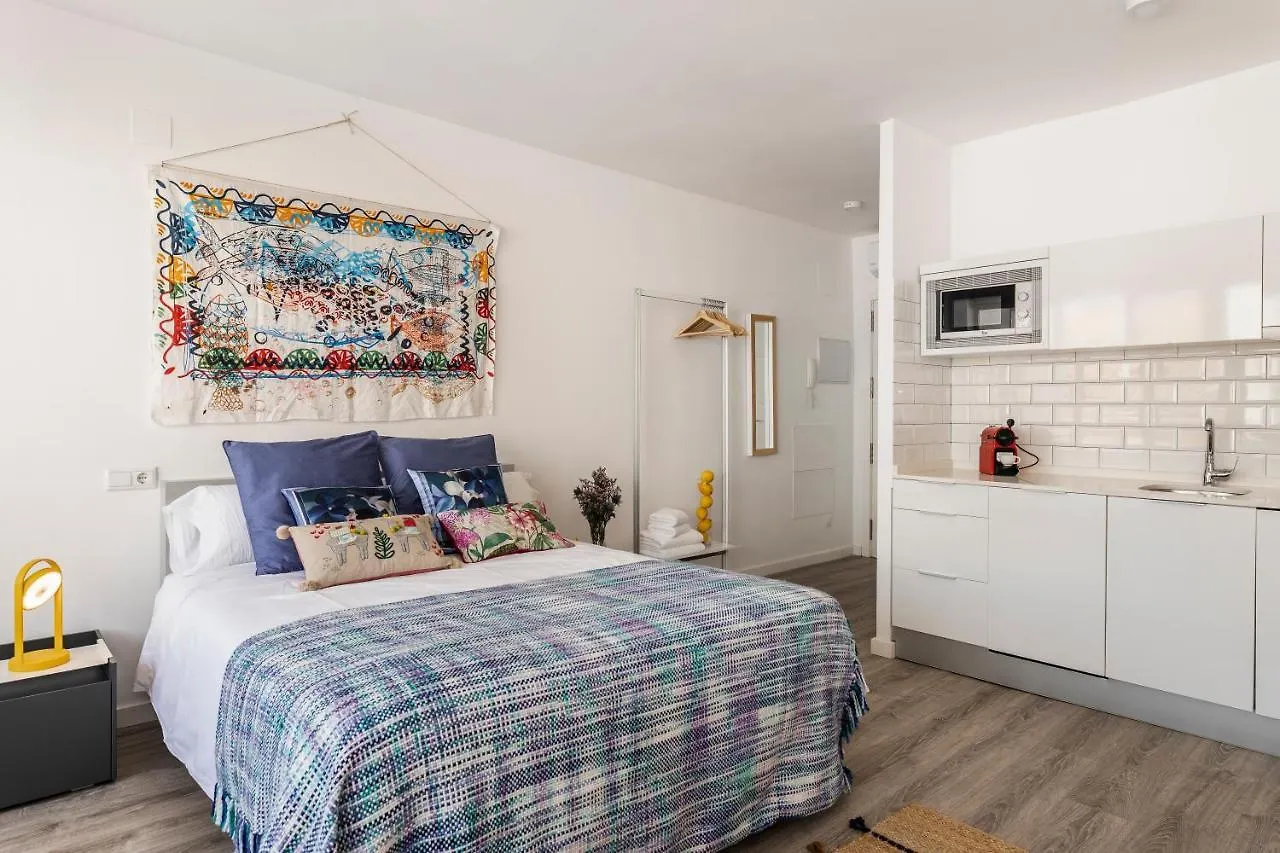 Pop Art, Apartamentos De Diseno En Arenal Seville Apartment